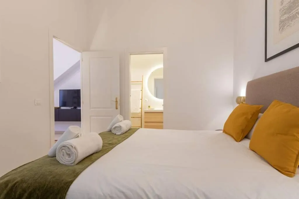 Mumu Luxury Suite Lirio Seville Spain