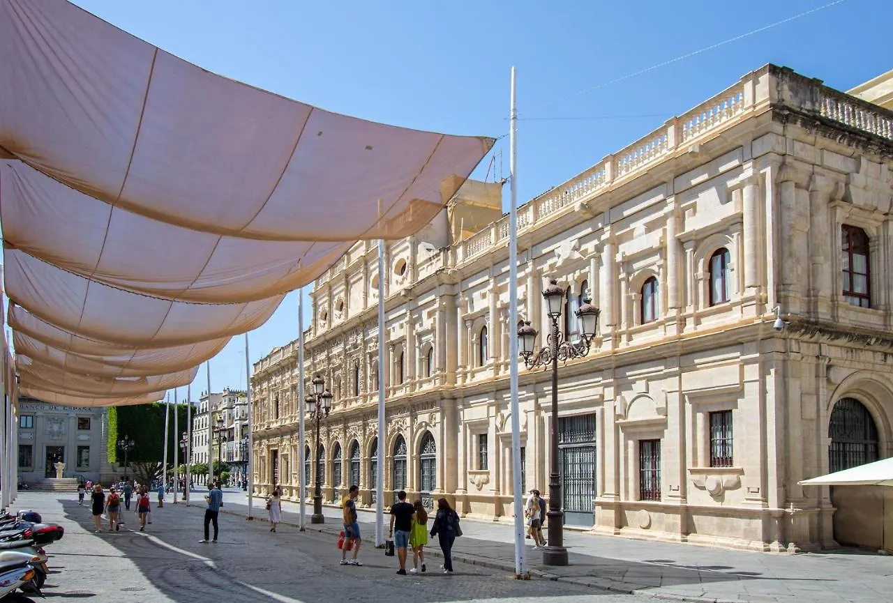 Apartment Mumu Luxury Suite Lirio Seville