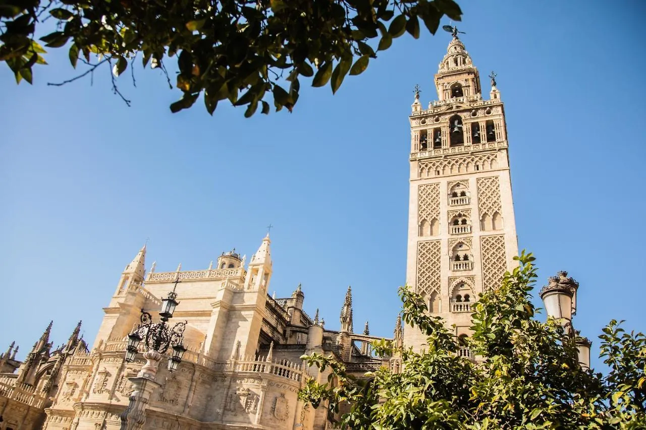 Apartment Mumu Luxury Suite Lirio Seville Spain
